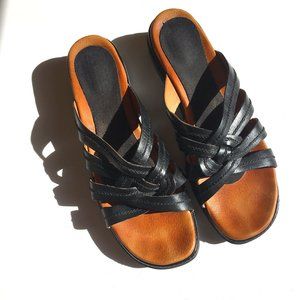 CLARKS Black Leather Weave Slip On Wedge Sandal 11M